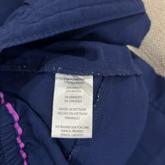 Scrubs by purple label by healing hands size S - Picture 8 of 9